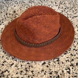 Floppy travel billabong beach hat